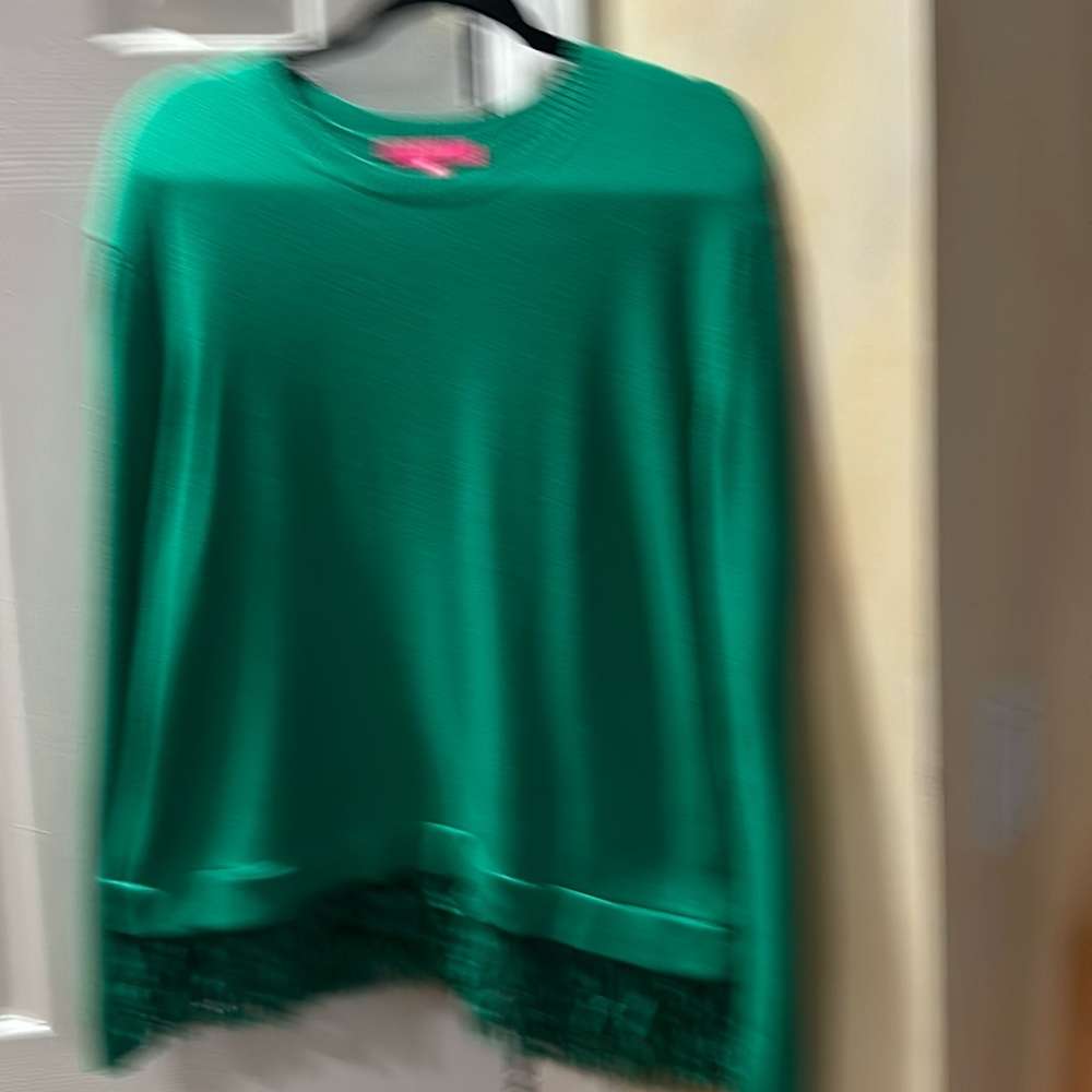 Beautiful Kelly sweater great for Saint Paddy‘s day or any other day